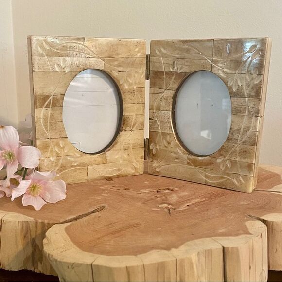 Artisan Bone-Carved Dual Photo Frame - Picture 2 of 11